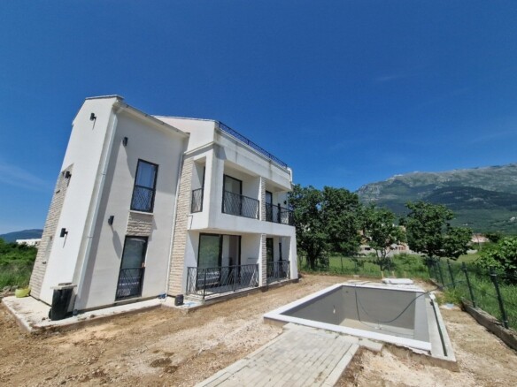 Kuća 300 m² – Radanovići, Kotor — fotografija 16