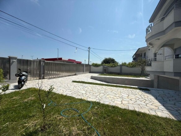 Kuća 320 m² – Podgorica — fotografija 10