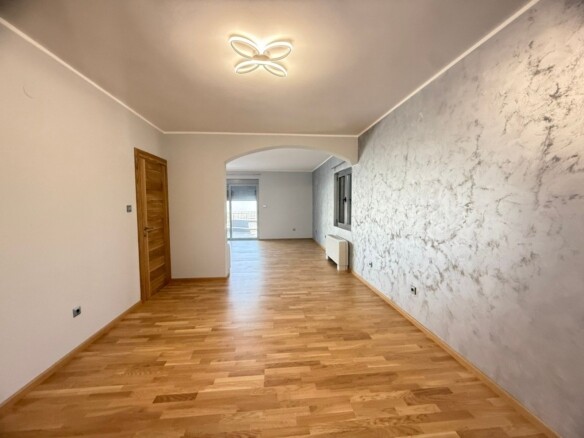 Kuća 320 m² – Podgorica — fotografija 12