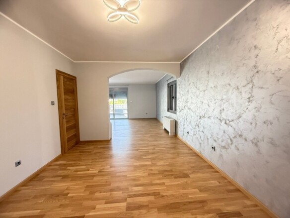 Kuća 320 m² – Podgorica — fotografija 13
