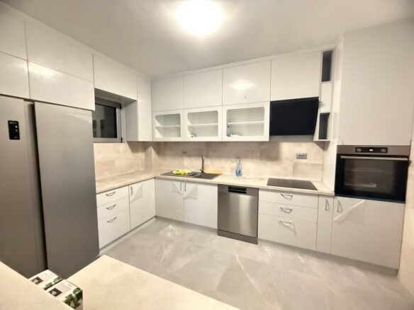 Kuća 320 m² – Podgorica — fotografija 15