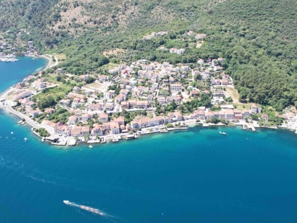 Trosoban stan 115 m² – Prčanj, Kotor — fotografija 3
