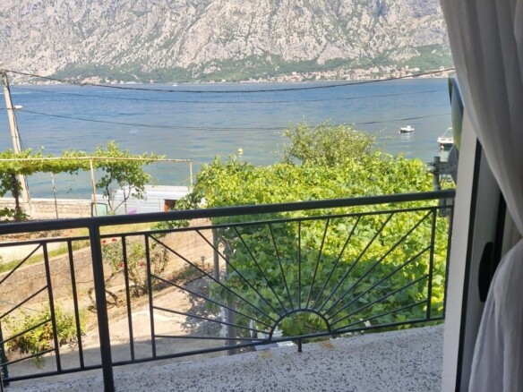 Dvosoban stan 85 m² – Prčanj, Kotor — fotografija 18