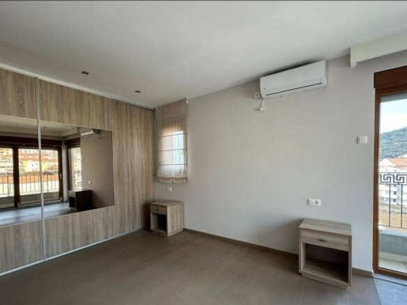 Dvosoban stan 140 m² – Velji Vinogradi, Budva — fotografija 3
