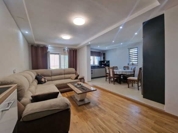 Kuća 590 m² – Mažina, Tivat — fotografija 8