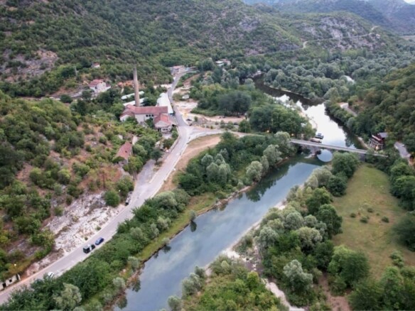 Plac 1.300 m² – Cetinje — fotografija 10