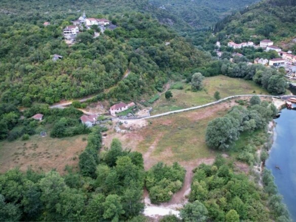Plac 1.300 m² – Cetinje — fotografija 14