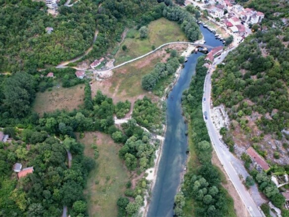 Plac 1.300 m² – Cetinje — fotografija 20