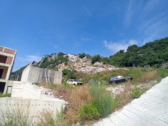 Urbanizovan plac sa pogledom na more, Trebesin, Herceg Novi — fotografija 4