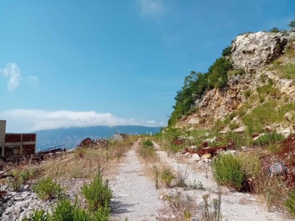 Urbanizovan plac sa pogledom na more, Trebesin, Herceg Novi — fotografija 5