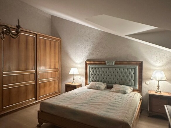 Izdavanje: Kuća 176 m² – Lastva Grbaljska, Budva — fotografija 12