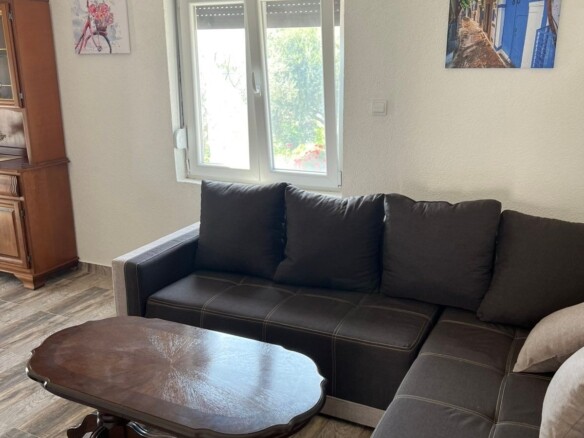 Izdavanje: Kuća 130 m² – Dobra Voda, Bar — fotografija 3