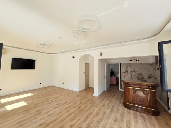 Poslovni prostor 440 m² – Budva — fotografija 3