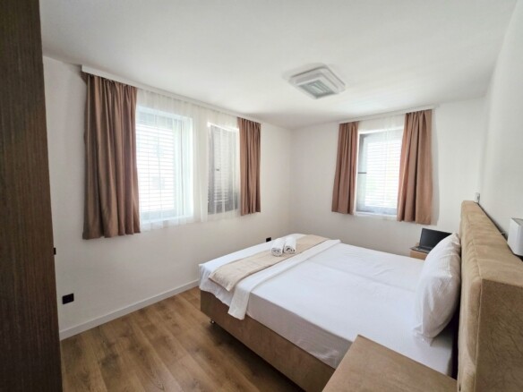 Poslovni prostor 440 m² – Budva — fotografija 8