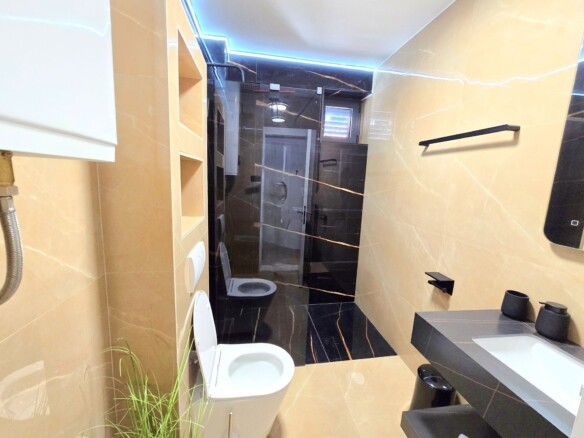 Poslovni prostor 440 m² – Budva — fotografija 10