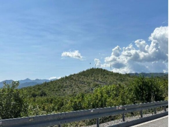 Plac 70.000 m² – Podgorica — fotografija 2