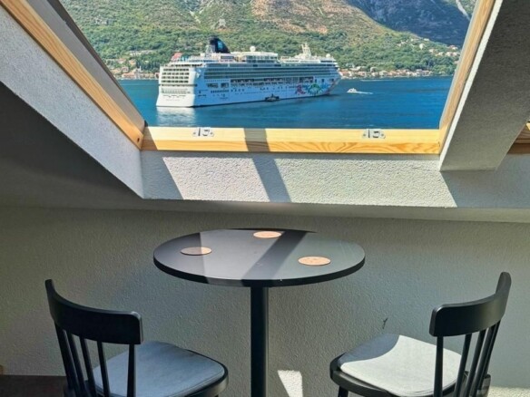 Dvosoban stan 82 m² – Dobrota, Kotor — fotografija 8