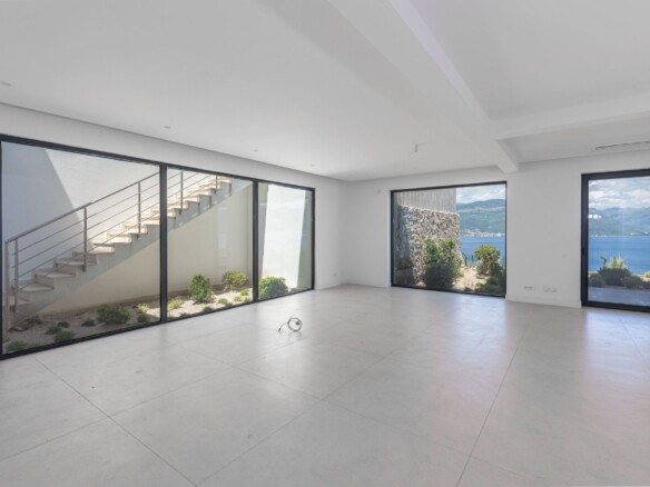 Kuća 328 m² – Krašići, Tivat — fotografija 3