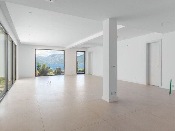 Kuća 328 m² – Krašići, Tivat — fotografija 8