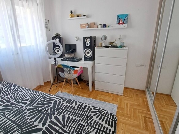 Trosoban stan 90 m² – Rozino, Budva — fotografija 10