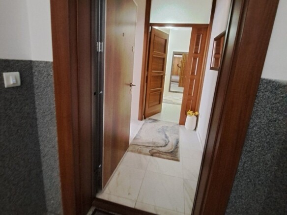 Trosoban stan 90 m² – Rozino, Budva — fotografija 21