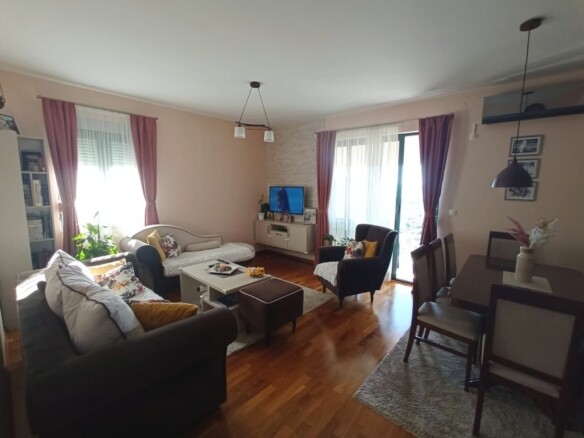 Trosoban stan 101 m² – Kavač, Kotor — fotografija 19