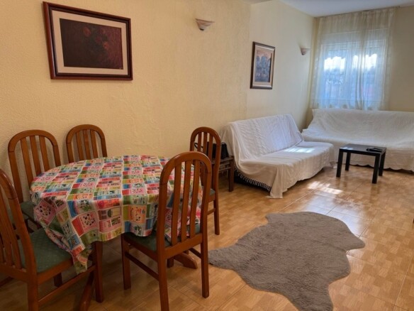 Dvosoban stan za izdavanje u centru Budve — fotografija 16