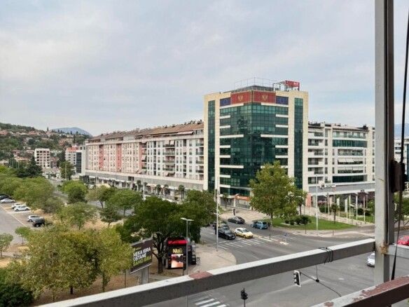Namješten trosoban stan, Preko Morače, Podgorica — fotografija 11