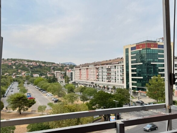 Namješten trosoban stan, Preko Morače, Podgorica — fotografija 16