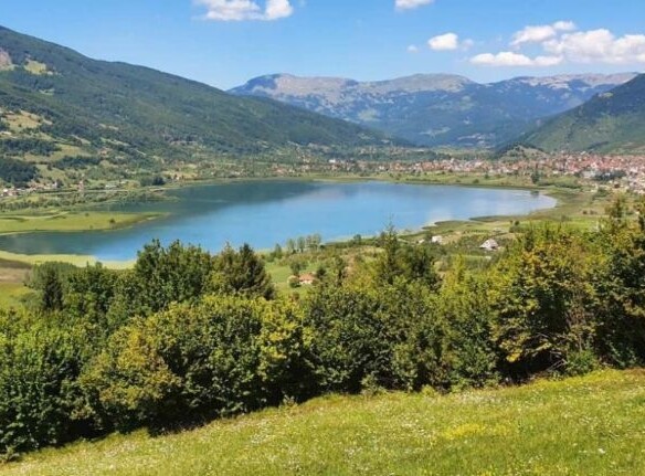 Plac 54.553 m² – Plav — fotografija 3