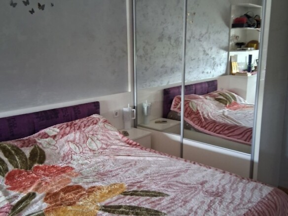 Trosoban dupleks stan u centru Podgorice — fotografija 3