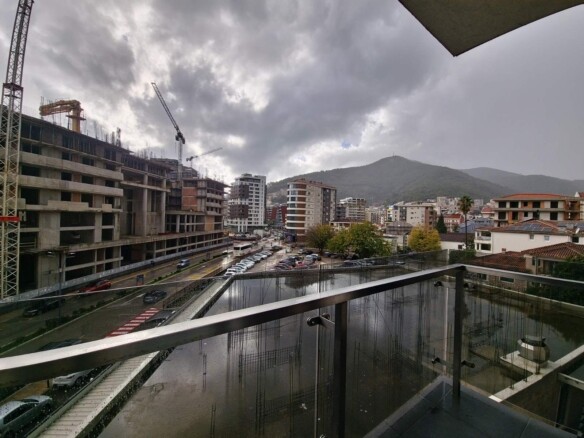 Izdavanje: Jednosoban stan 42 m² – Budva — fotografija 3