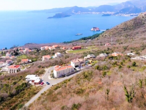 Urbanizovan plac sa pogledom na more, Blizikuće, Budva — fotografija 3