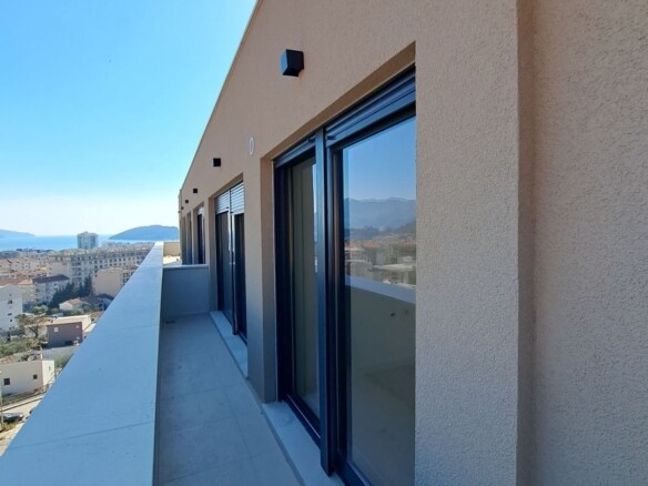 Trosoban stan 146 m² – Dubovica, Budva — fotografija 13