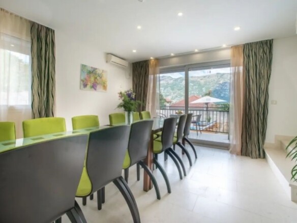 Kuća 240 m² – Stoliv, Kotor — fotografija 8