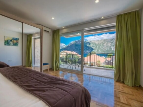 Kuća 240 m² – Stoliv, Kotor — fotografija 12
