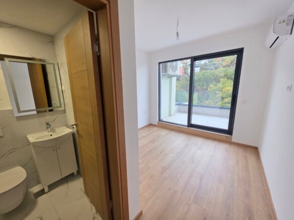 Dvosoban stan 114 m² – Kamenovo, Budva — fotografija 5