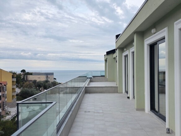 Dvosoban stan 162 m² – Kamenovo, Budva — fotografija 3