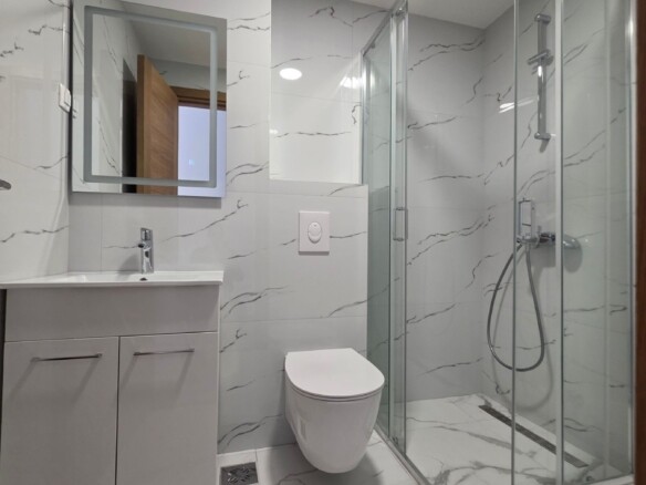 Dvosoban stan 162 m² – Kamenovo, Budva — fotografija 18