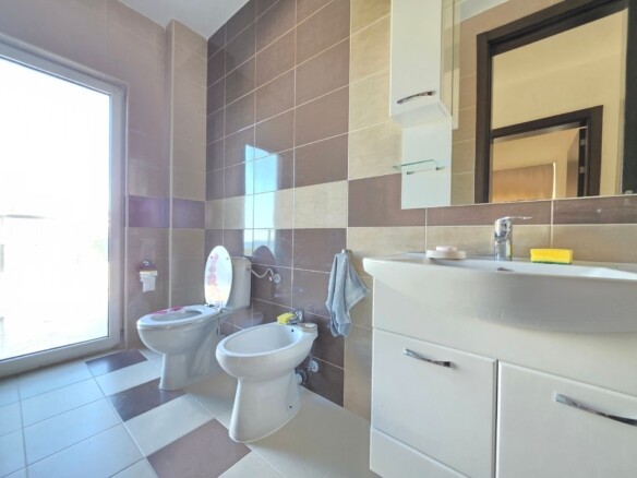 Kuća 380 m² – Krimovica, Tivat — fotografija 18