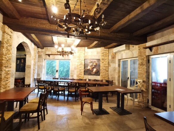 Restoran na prvoj liniji do mora u Petrovcu, Budva — fotografija 3