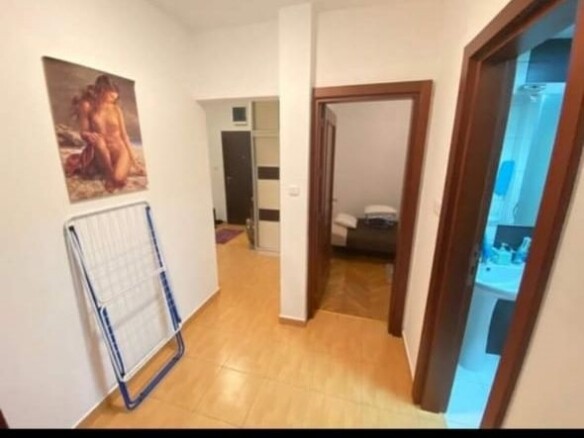 Trosoban namješten stan u Podkošljunu, Budva — fotografija 9