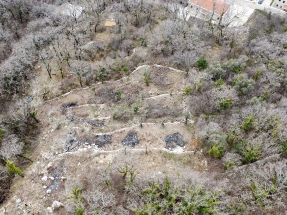 Urbanizovan plac sa pogledom na more, Kuljače, Budva — fotografija 11