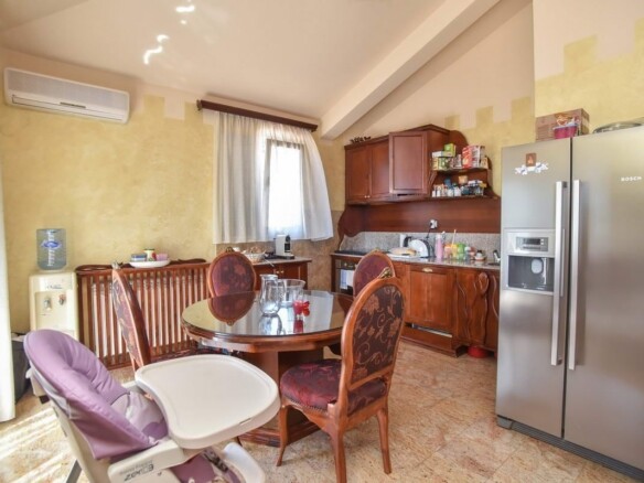 Trosoban stan 179 m² – Rozino, Budva — fotografija 21
