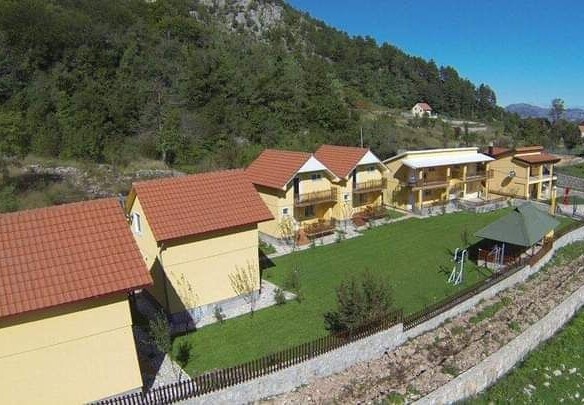 Kuća 420 m² – Cetinje — fotografija 4