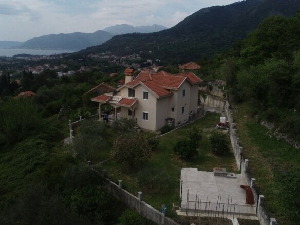 Kuća 157 m² – Kavač, Kotor — fotografija 4