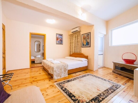 Kuća apartmanskog tipa u Buljarici, Budva — fotografija 3