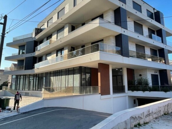 Poslovni prostor u novogradnji, Donja Lastva, Tivat — fotografija 2