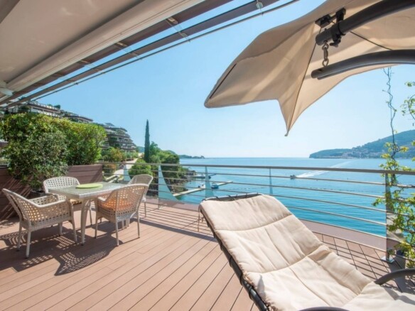 Dvosoban stan 156 m² – Budva — fotografija 3