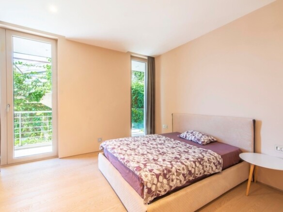 Dvosoban stan 156 m² – Budva — fotografija 10